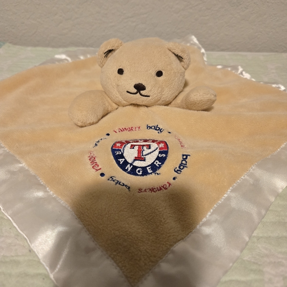 Baby Fanatic Texas Rangers tan teddy bear lovey security blanket.